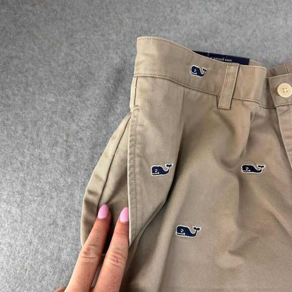 Vineyard Vines Size 34 Club Shorts Khaki Navy Blue Embroidered Whale Logo Men's - Picture 5 of 12